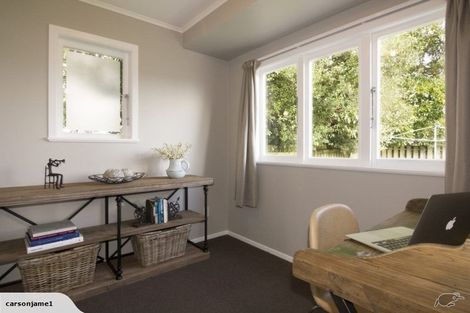 Photo of property in 2 Hikurangi Street, Te Atatu Peninsula, Auckland, 0610