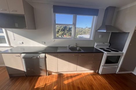 Photo of property in 3 Beauzami Crescent, Ascot Park, Porirua, 5024
