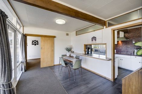 Photo of property in 24 Windsor Terrace, Taradale, Napier, 4112