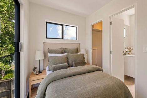 Photo of property in 1/721 Te Atatu Road, Te Atatu Peninsula, Auckland, 0610