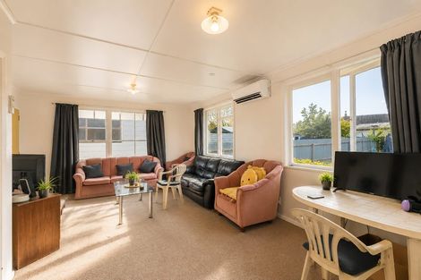 Photo of property in 12 Hartgill Crescent, Dannevirke, 4930
