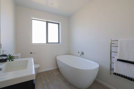 Photo of property in 1 Bledisloe Crescent, Wainuiomata, Lower Hutt, 5014