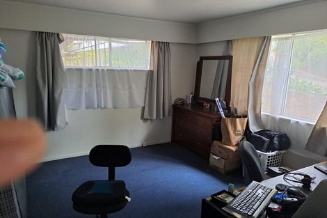 Photo of property in 1/34 Stanley Road, Glenfield, Auckland, 0629