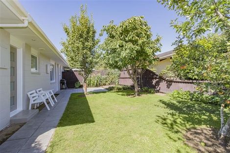 Photo of property in 5 Sarabande Avenue, Redwood, Christchurch, 8051