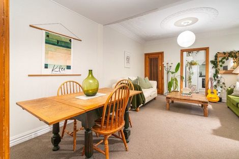 Photo of property in 42c Apu Crescent, Lyall Bay, Wellington, 6022