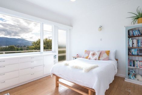 Photo of property in 23 School Road, Lower Moutere, Upper Moutere, 7175