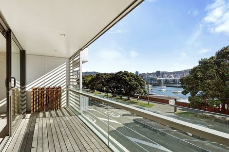 Photo of property in Mariner, 1/140b Oriental Parade, Oriental Bay, Wellington, 6011