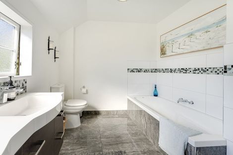 Photo of property in 19 Malvern Avenue, Atawhai, Nelson, 7010