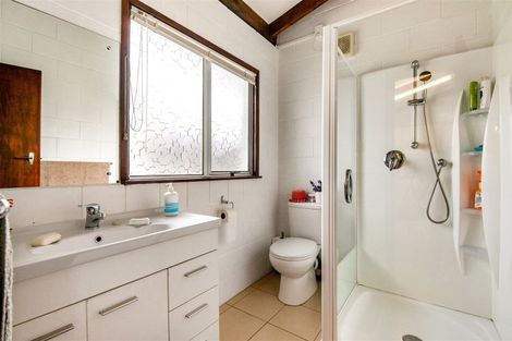 Photo of property in 23 Hatton Road, Orewa, 0931