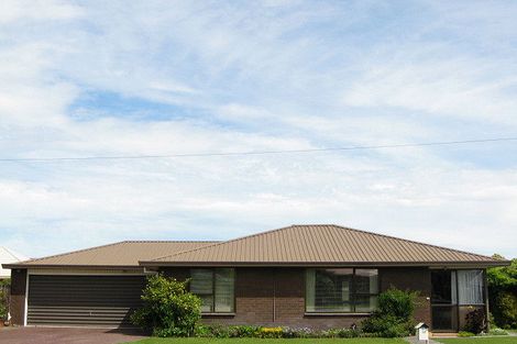 Photo of property in 56 Daniels Road, Redwood, Christchurch, 8051