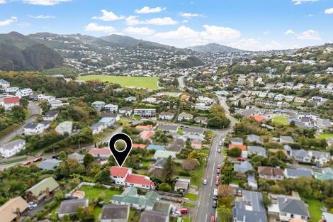 Photo of property in 42 Allington Road, Karori, Wellington, 6012