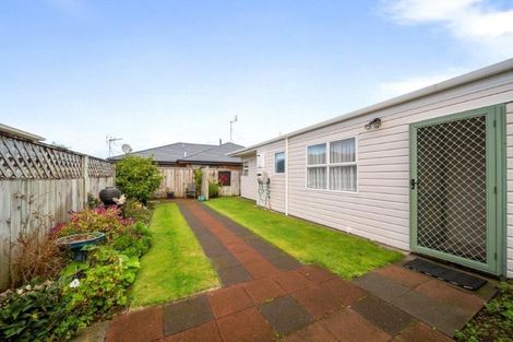Photo of property in 18a Milmoe Street, Hawera, 4610