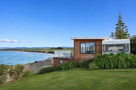 Photo of property in 28 Nasmyth Street, Kakanui, Oamaru, 9495