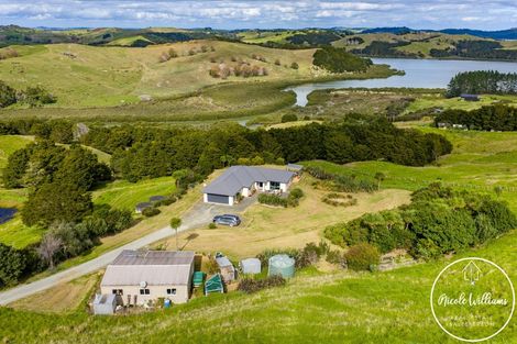 Photo of property in 297 Heatley Road, Whakapirau, Maungaturoto, 0583