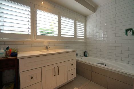 Photo of property in 6 Magnolia Avenue, Opaheke, Papakura, 2113