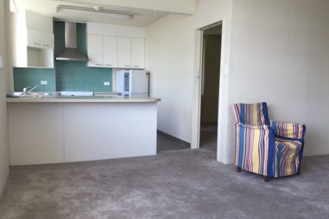 Photo of property in Jerningham Apartments, 20 Oriental Terrace, Oriental Bay, Wellington, 6011