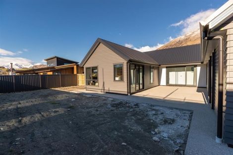 Photo of property in 8 Cumberland Road, Lower Shotover, Queenstown, 9304