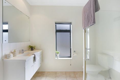 Photo of property in 98 Fergusson Street, Stoke, Nelson, 7011