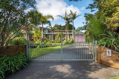 Photo of property in 417 Paremoremo Road, Paremoremo, Auckland, 0632