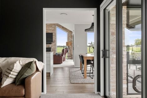 Photo of property in 72 Redoubt Road, Cambridge, 3495