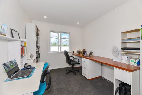 Photo of property in 52 Don Buck Road, Massey, Auckland, 0614