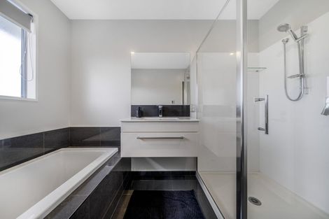 Photo of property in 1 Malachy Grove, Aidanfield, Christchurch, 8025