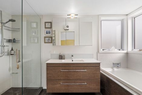 Photo of property in 60 Arnold Street, Sumner, Christchurch, 8081