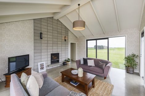 Photo of property in 151 Mount Stewart Halcombe Road, Sanson, Palmerston North, 4479