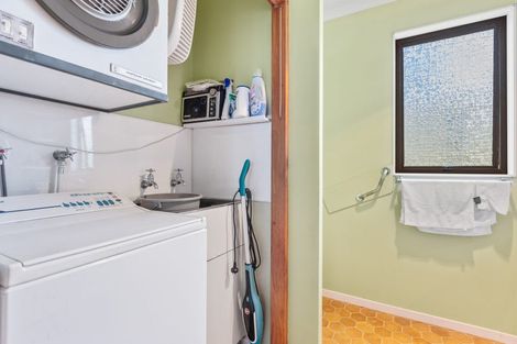 Photo of property in 14 Herekawe Drive, Spotswood, New Plymouth, 4310