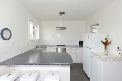 Photo of property in 24 Wimborne Crescent, Aranui, Christchurch, 8061