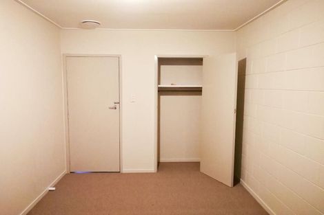 Photo of property in 1 Hinekohu Street, New Lynn, Auckland, 0600