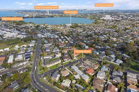 Photo of property in 1/5 Argyle Terrace, Milford, Auckland, 0620