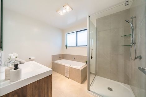 Photo of property in 115 Silverstream Road, Crofton Downs, Wellington, 6035