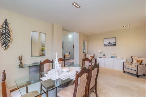 Photo of property in 15 Tarahunga Road, Levin, 5571