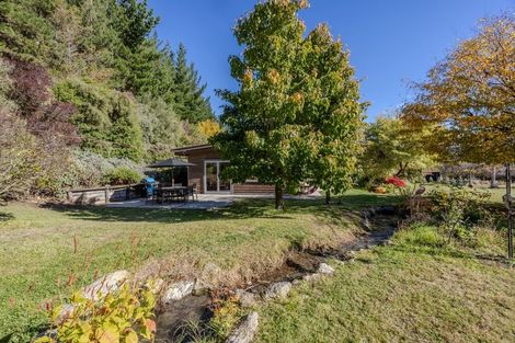 Photo of property in 84 Nook Road, Lake Hawea, 9382