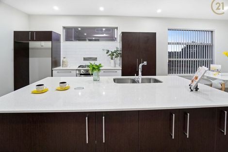 Photo of property in 34 Kokako Rise, Papakura, 2110