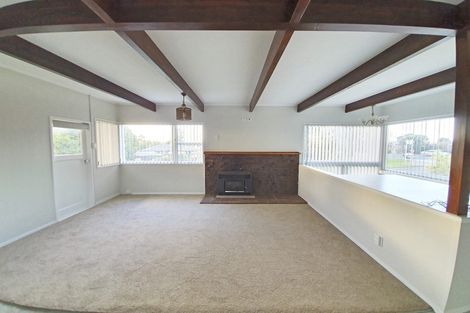 Photo of property in 488 Don Buck Road, Massey, Auckland, 0614