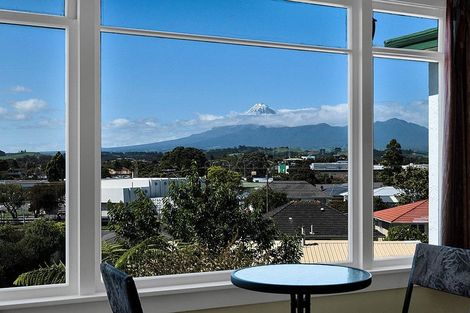 Photo of property in 215 Ngamotu Road, Spotswood, New Plymouth, 4310