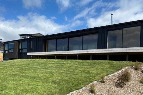 Photo of property in 5 Sowerby Place, Richmond Hill, Christchurch, 8081