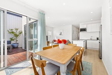 Photo of property in 3 Heri Lane, Westgate, Auckland, 0814