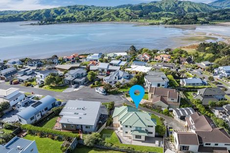 Photo of property in 12 Bowsprit Way, Whitby, Porirua, 5024