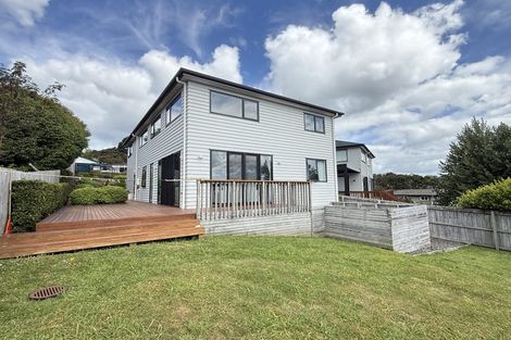 Photo of property in 14b Mackay Drive, Greenhithe, Auckland, 0632