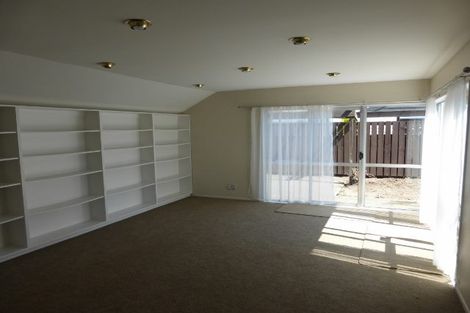 Photo of property in 41 Royal Park Drive, Parklands, Christchurch, 8083
