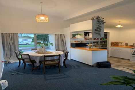Photo of property in 53 John F Kennedy Drive, Milson, Palmerston North, 4414