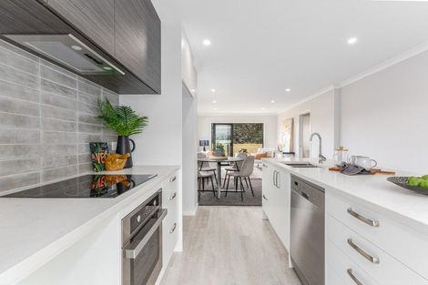 Photo of property in 142 Jamaica Drive, Grenada North, Wellington, 5028