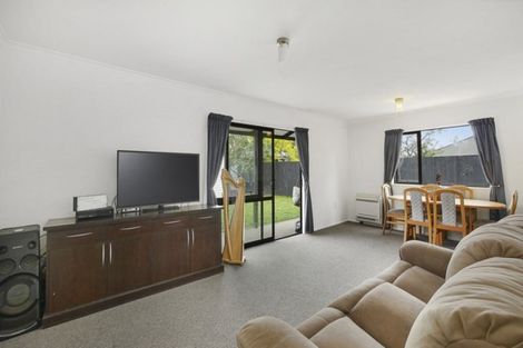 Photo of property in 8 Domain Terrace, Spreydon, Christchurch, 8024