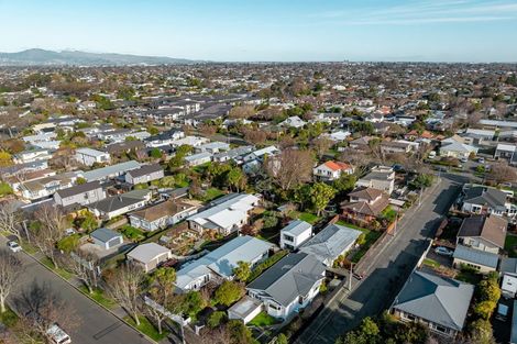 Photo of property in 2/49 Saint James Avenue, Papanui, Christchurch, 8053