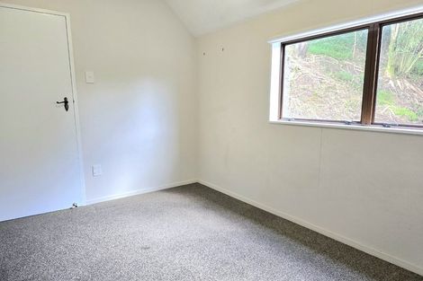 Photo of property in 6b Stokes Valley Road, Stokes Valley, Lower Hutt, 5019