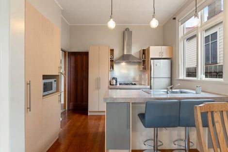 Photo of property in 144 Kenmure Road, Kenmure, Dunedin, 9011