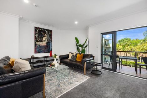 Photo of property in 9/177 Hurstmere Road, Takapuna, Auckland, 0622